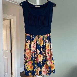 Gilli (Stitch Fix Brand) Dress - Size Medium